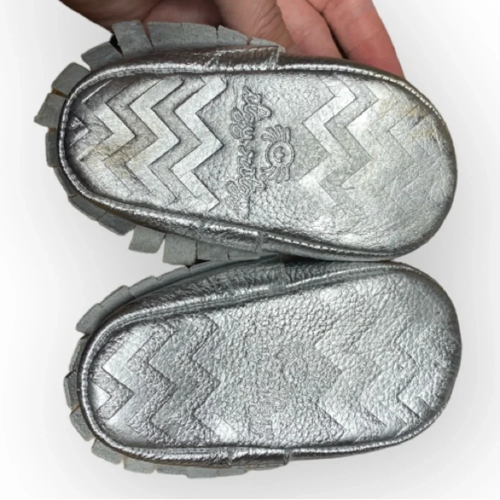 Itzy Ritzy Moc Happens Handmade Genuine Leather Baby Moccasin (Infant)